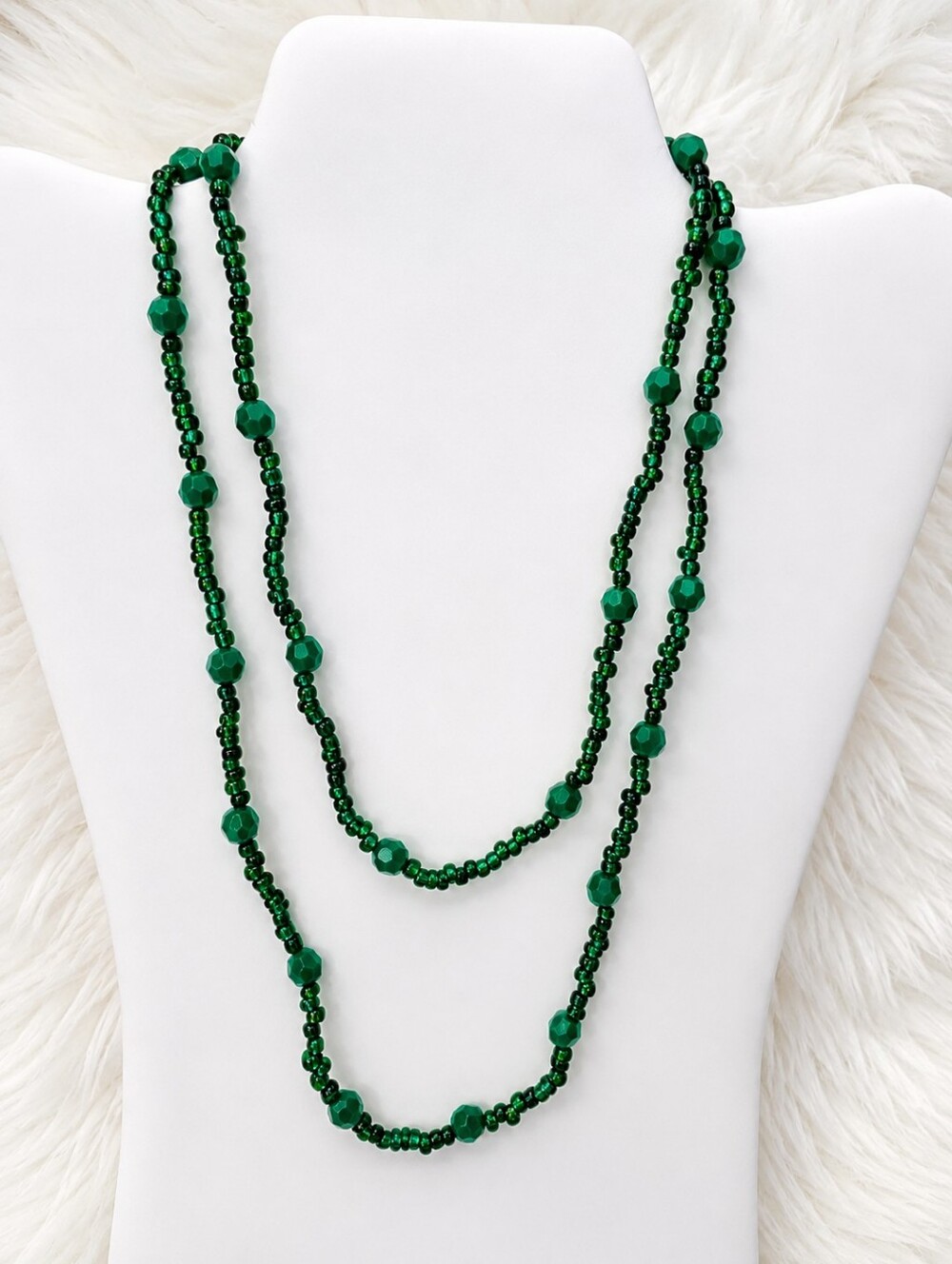 NWT Handmade Emerald Green Beaded Double Strand Necklace | Layering Size 17.5"